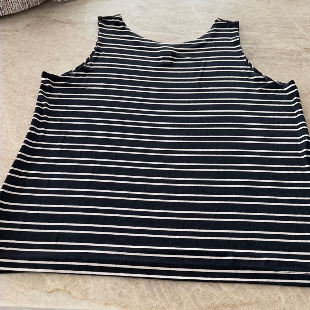 Chico's Tank Top XL Comfy Travel Wear Vacation